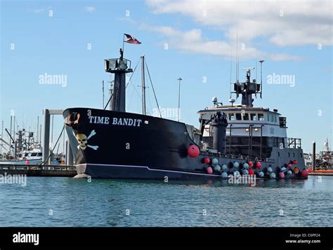 deadliest catch port in alaska.